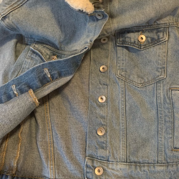 jean jacket - Picture 2 of 5
